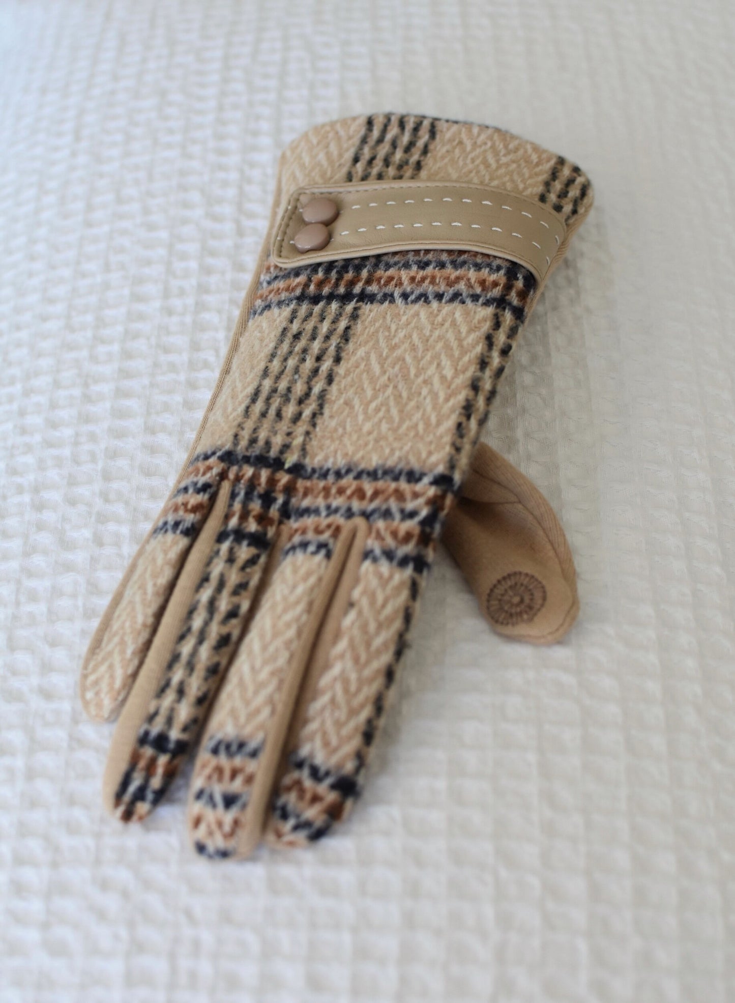 Gia Gloves